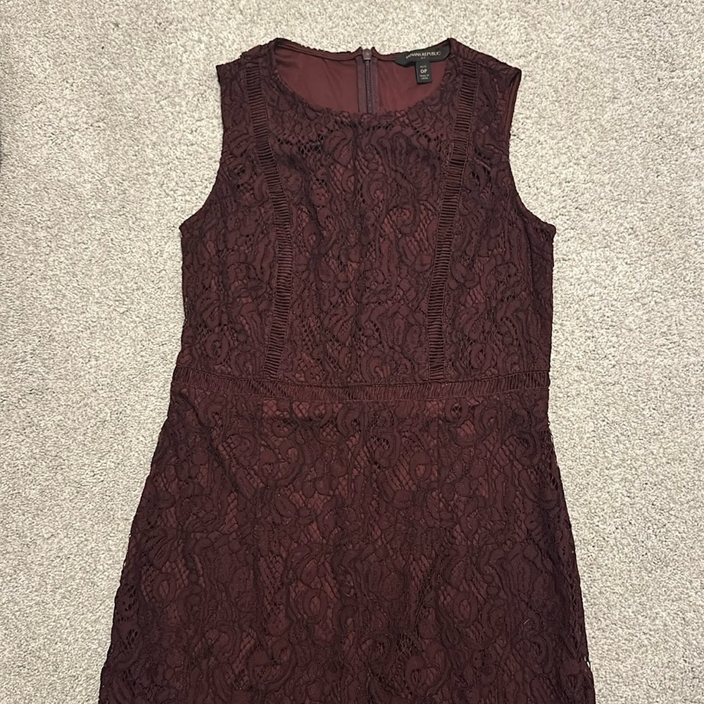 Banana Republic Lace dress, size 0P.